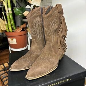Mocha Western Boots